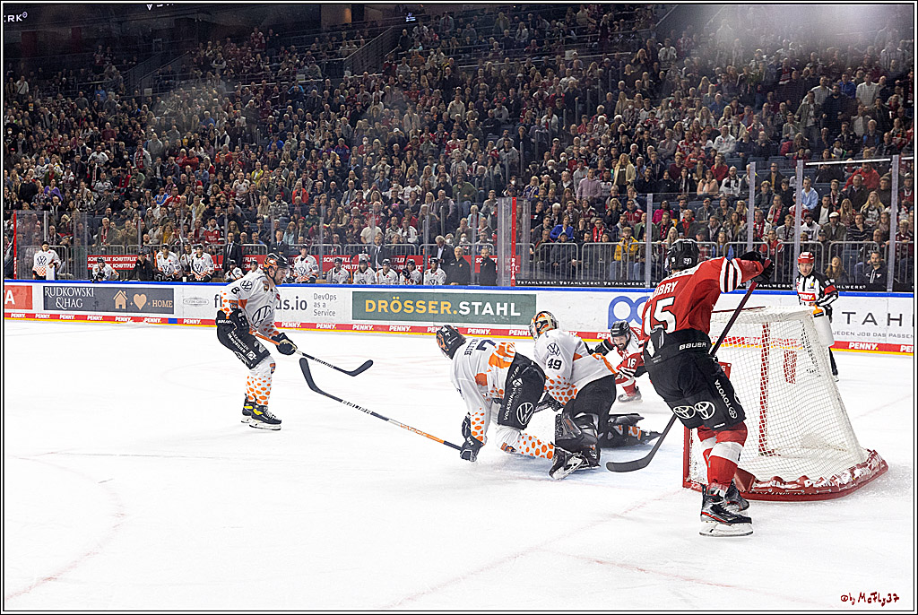 PENNY DEL;  Kölner Haie - Grizzly Wolfsburg; Köln, 21.09.2022